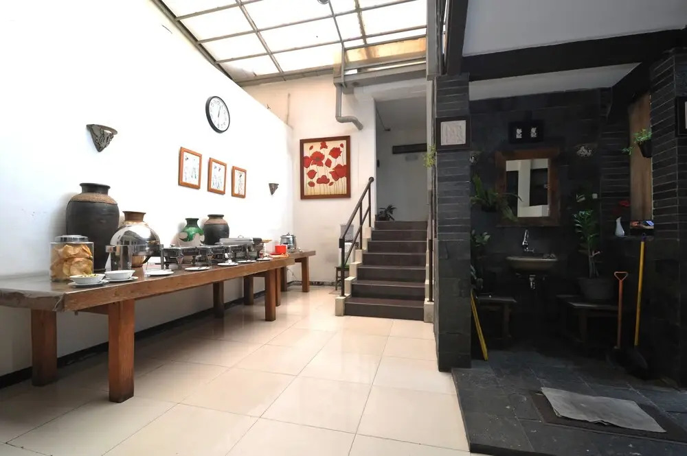 Airy Cihapit Riau Martadinata 191 Bandung