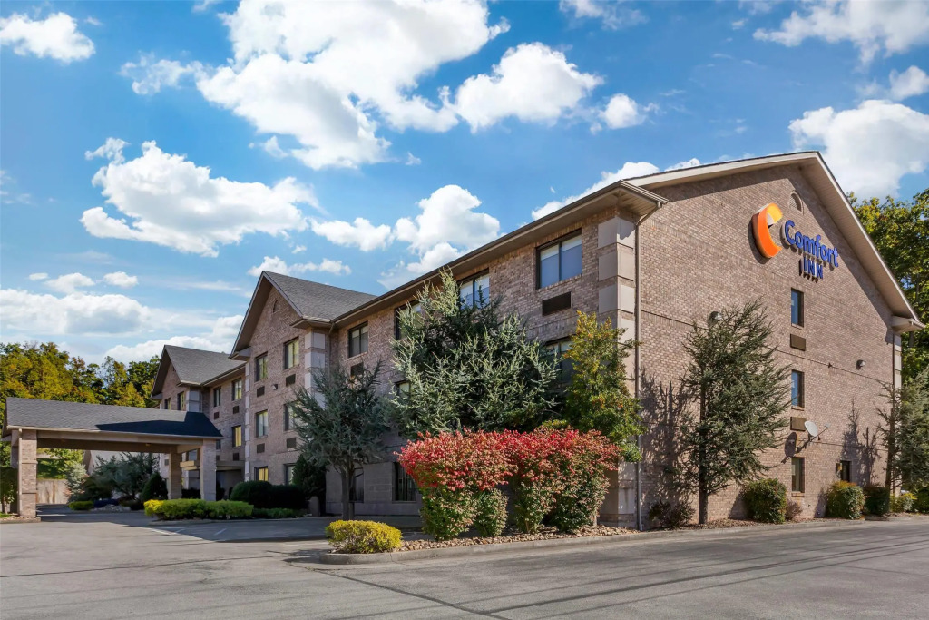 Comfort Inn Huntington near University area