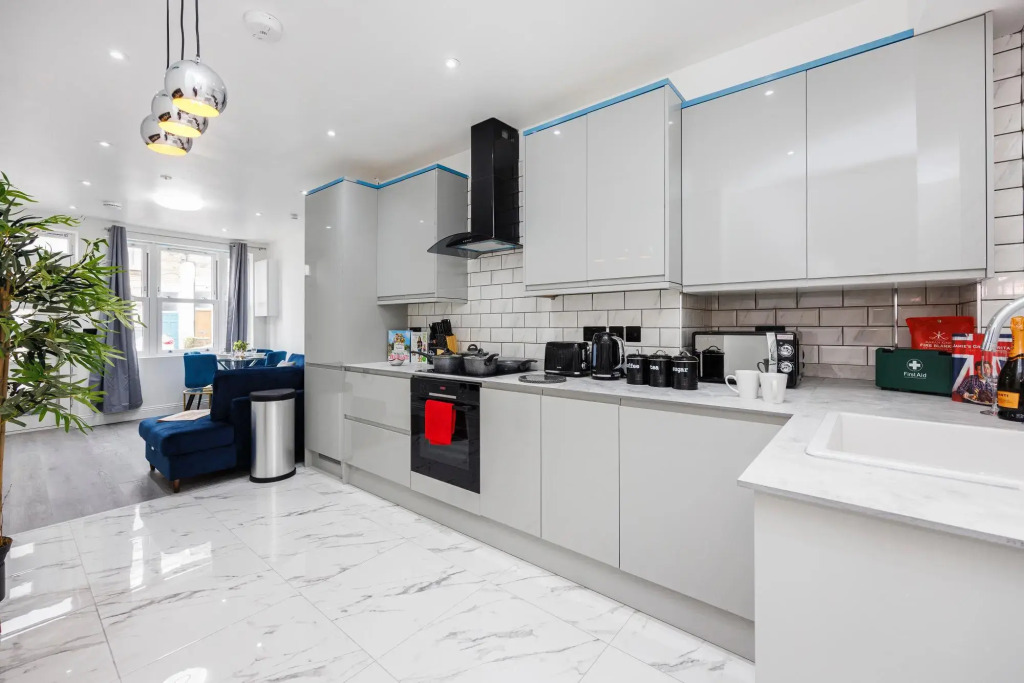 London Luxury Ground Floor Apartment