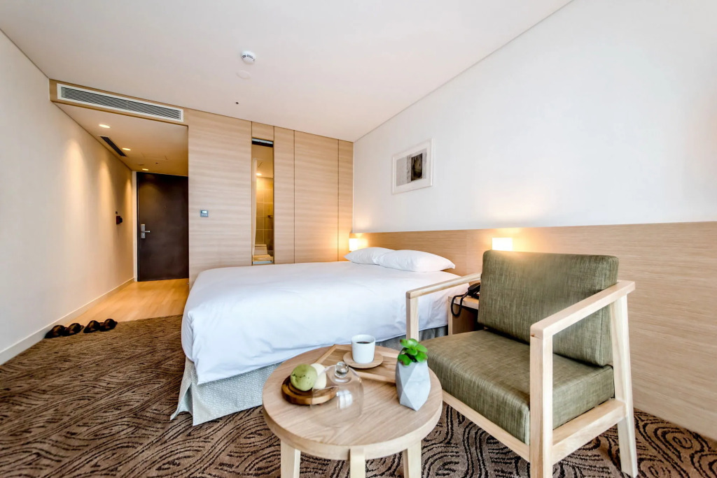 Jeju Central City Hotel