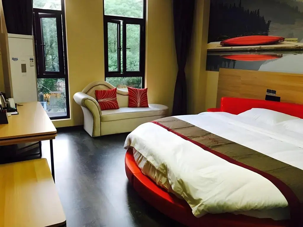 Thank Inn Plus Hotel Shandong Liaocheng Railway Station