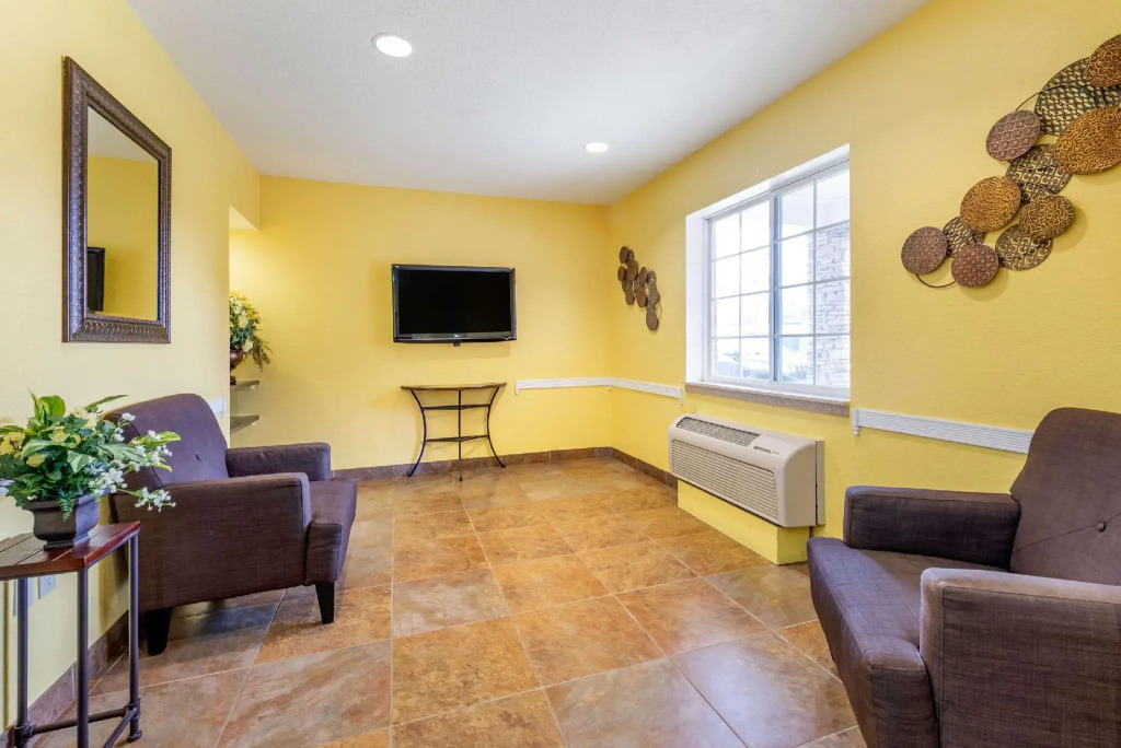 Birch Hill Suites - South Bend