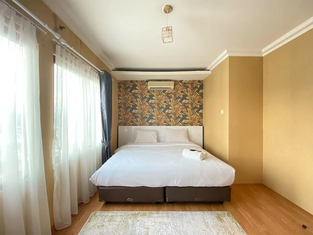 Cozy Furnished 3Br At Grand Setiabudi Apartment