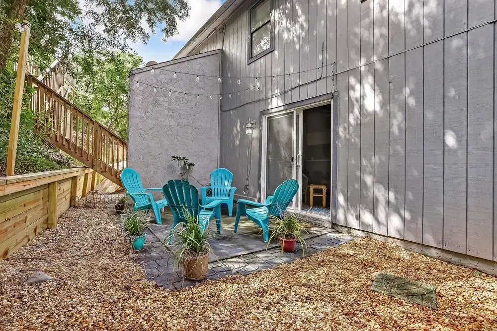 Secluded Cottage Like Home Close to Beach Access and One Street Away From Ocean by Redawning