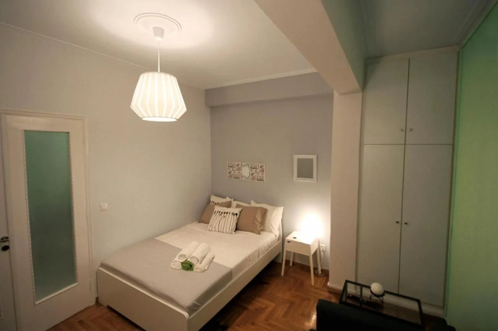 Luxury flat in Kolonaki, 3’ Metro