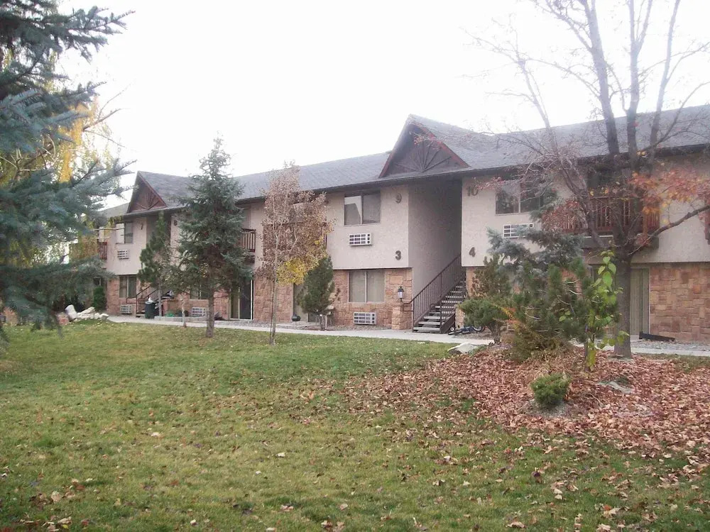 Parkway Suites