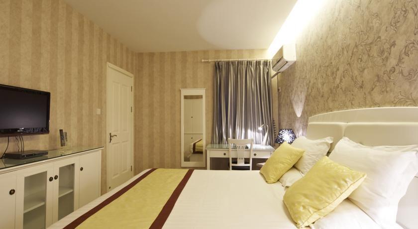 Yiting 6+e Hotel (Pudong Avenue)