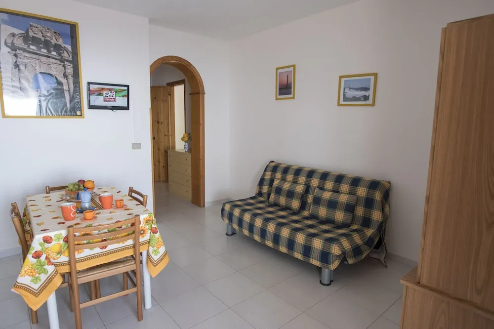 Apartment 250 Meters From the Beach With sea View