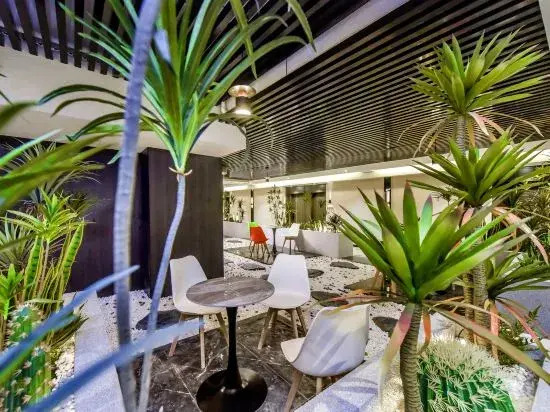 Shangshan Ruoshui Hotel