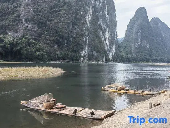 Yangshuo Linshuiwan Homestay (Shili Gallery Yulonghe)