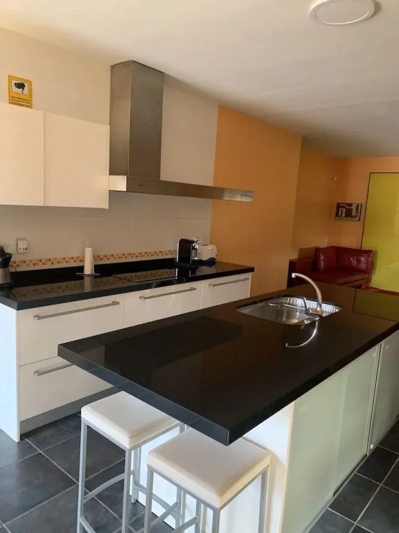 HOSTAL BURGALES