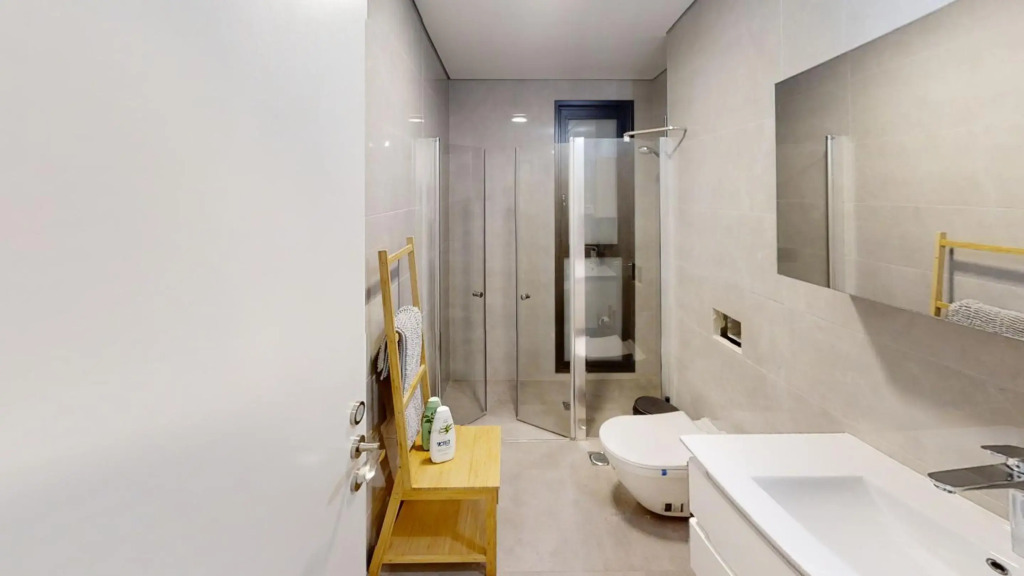 Luxury 3 Bedroom new apartment - close to the Beach & Bahai Gardens