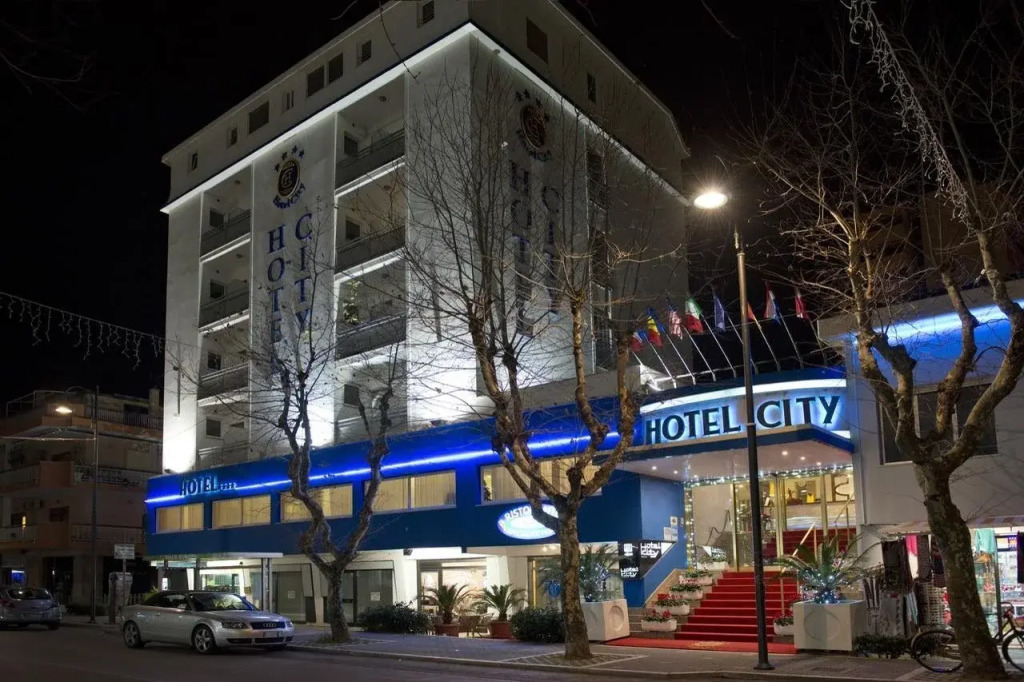 Hotel City
