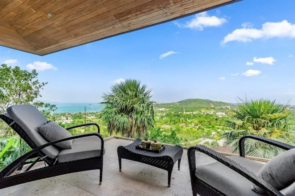 Villa Firefly