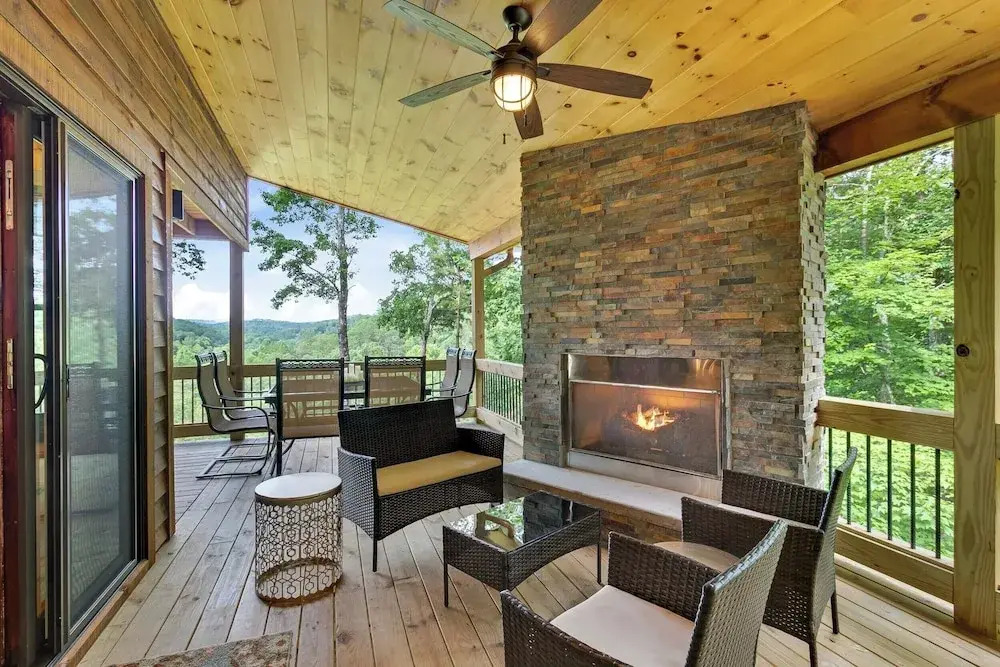 Creekside Cabin w/ Hot Tub, Mtn Views & More!