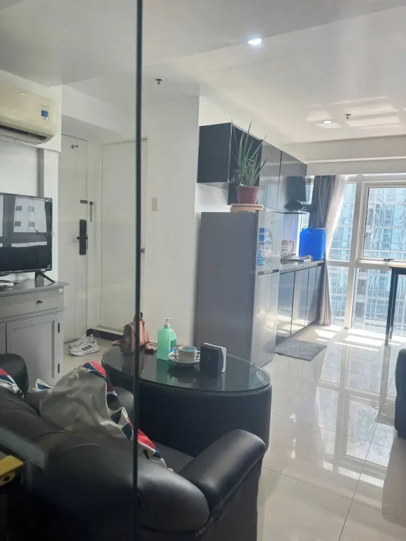 BGC Cheap Condo in BGC 5thavenue -23rd Street