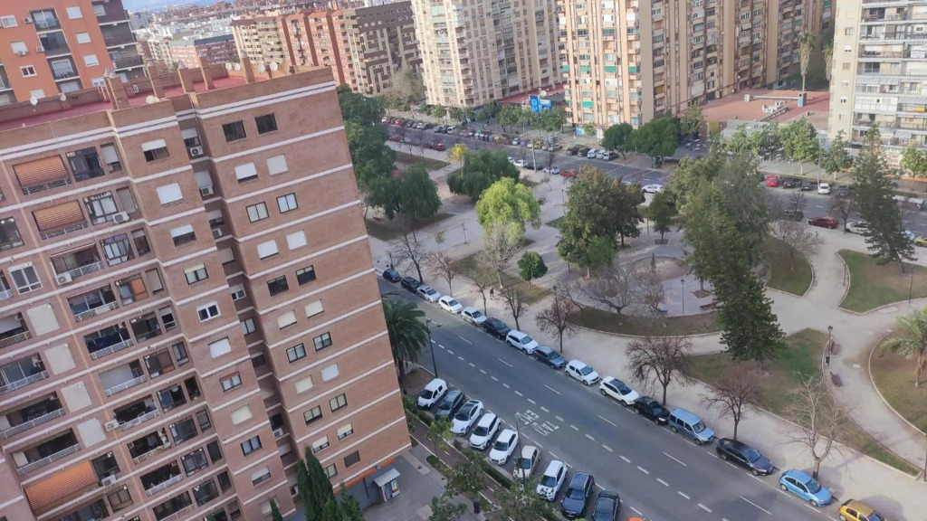 Habitación con cama doble, piso compartido en Avenida Blasco Ibáñez