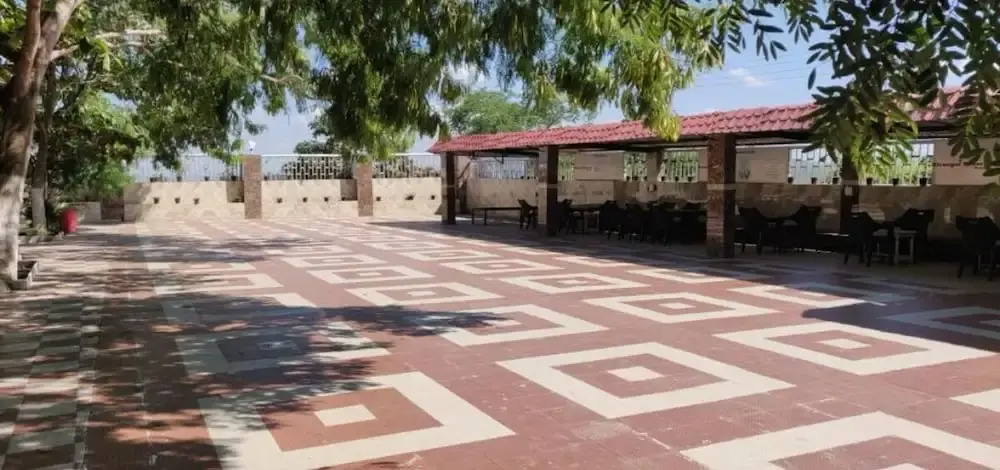 V Resorts Etranger Mhaismal