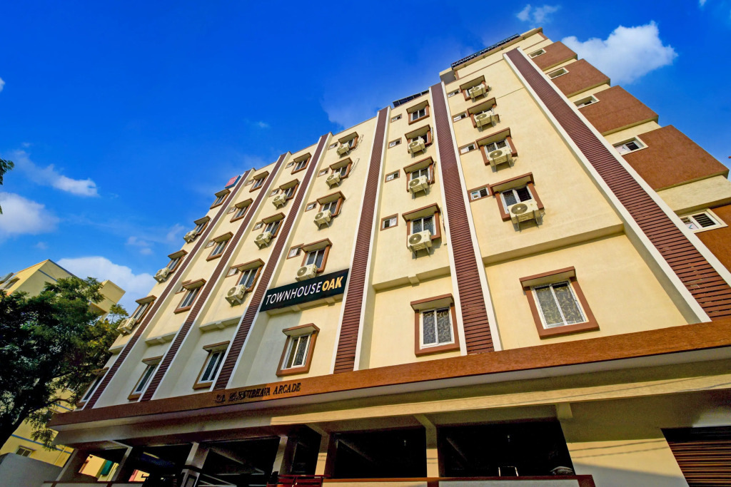 Townhouse Oak Bachupally Medical College Formerly SV Hotels