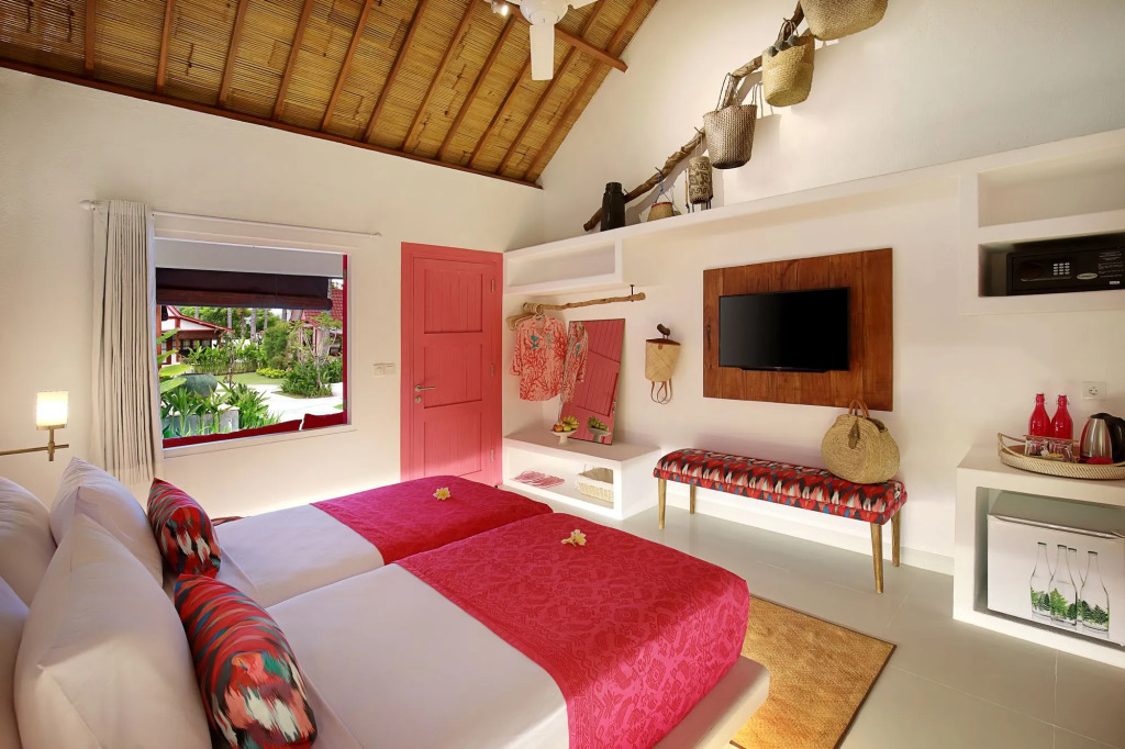 PinkCoco Gili Air