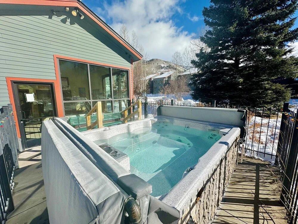 Lodge Life! Walk Or Shuttle To Lifts + Fireplace, Hot Tub 2 Bedroom Condo by RedAwning