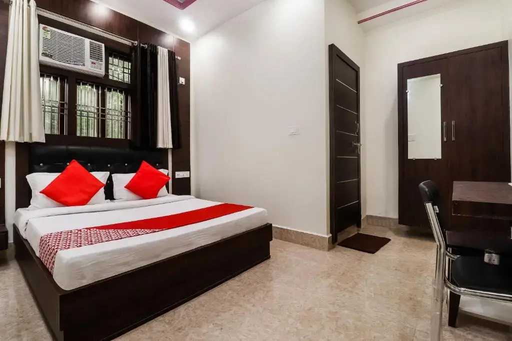 Nakshatra by OYO Rooms