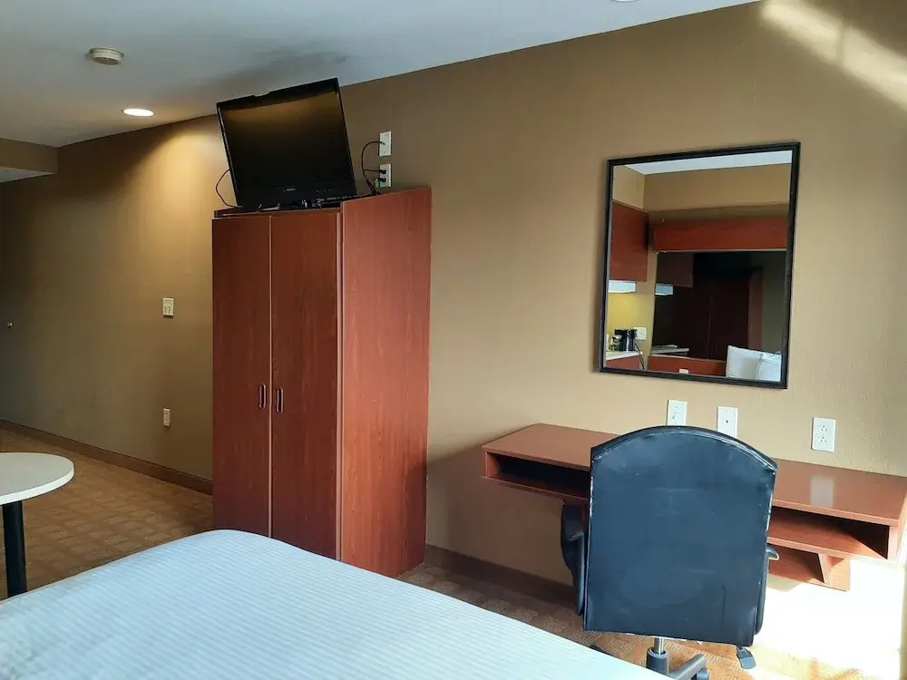 Microtel Inn & Suites by Wyndham Starkville