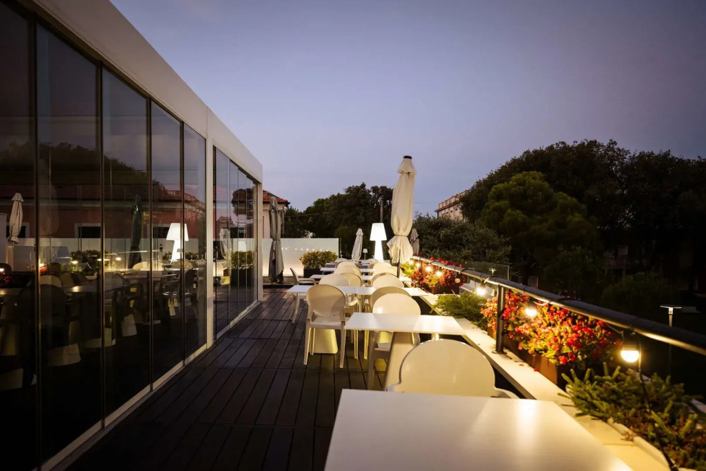 Raffaello Hotel & Mooka Restaurant