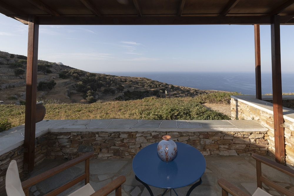 Spitha Rooms