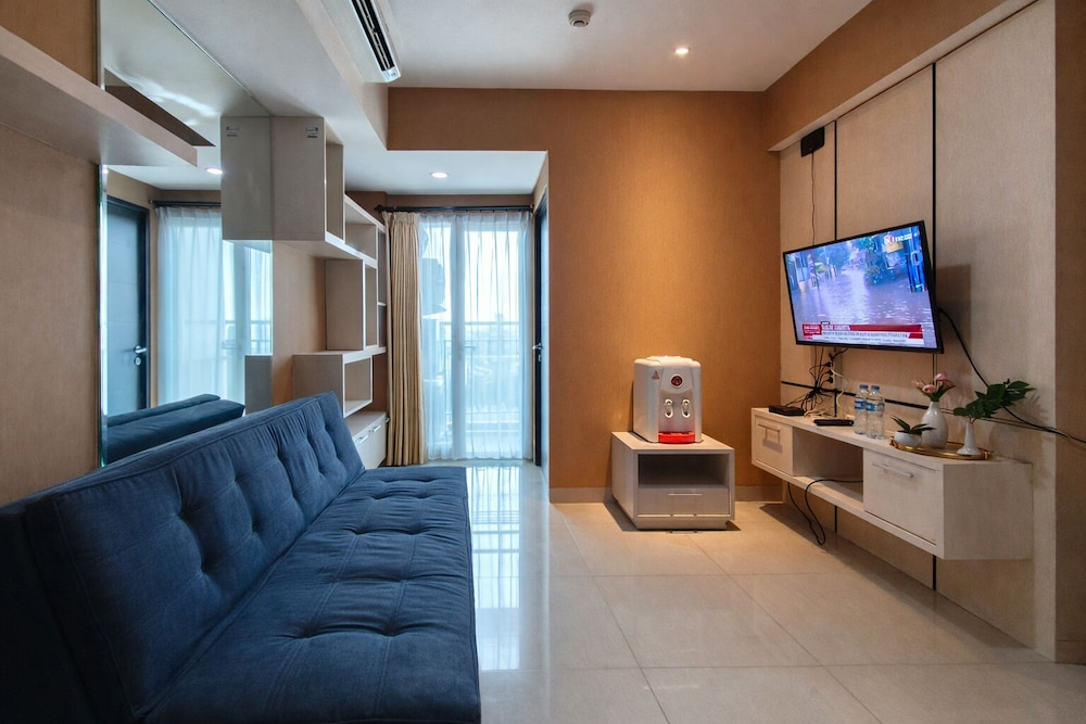 Neat 2Br For 3 Pax At Tamansari Papilio Apartment