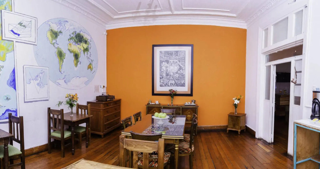Nómada Hostal
