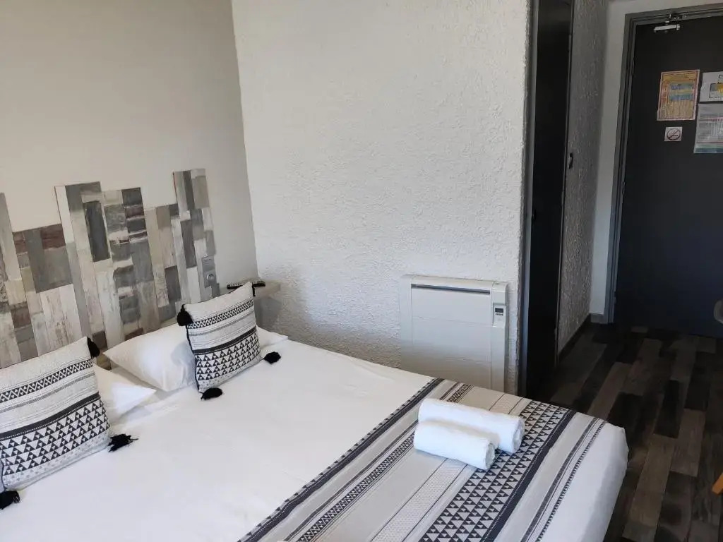 Hotel Les Voyageurs - Vogüé