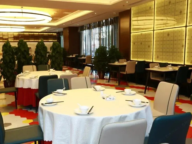 Metropolo Hotels(Potala Palace store, Lhasa)