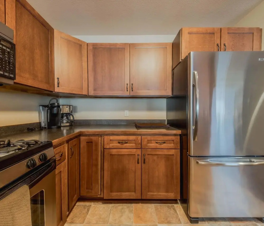 Meadow Lake Townhouse