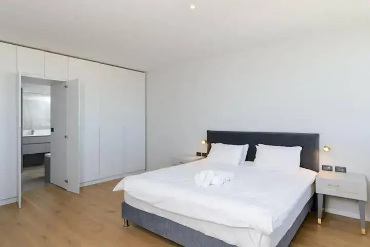 American Colony - 300 sqm Sea View by HolyGuest