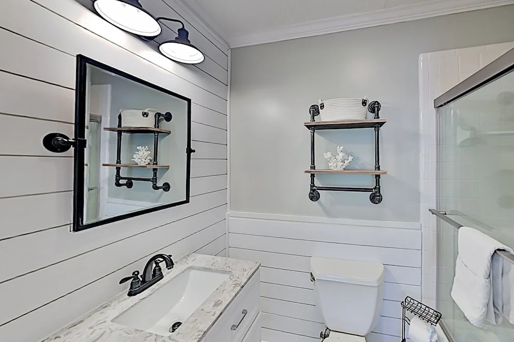 17 Lawton #166 - 2 Br Villa