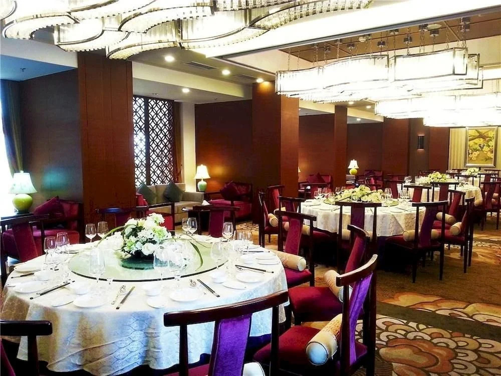 Xinrui Hotel