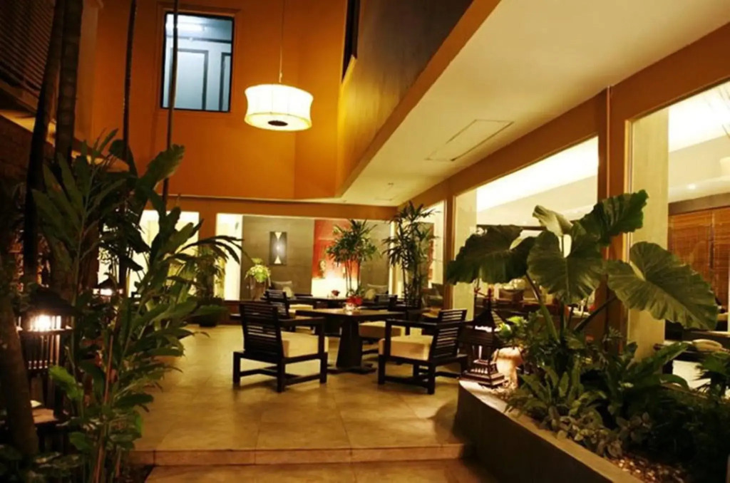 Regent Park Hotel
