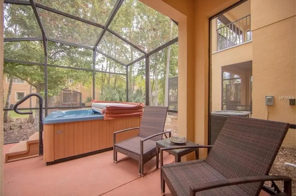 Regal Oaks Getaway