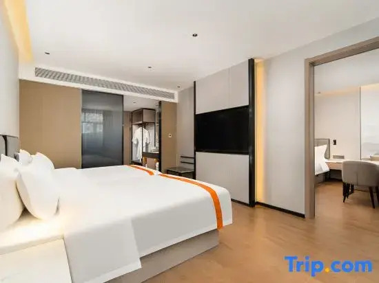 Greentown Hotel (Aksu Jinhuan Plaza Branch)