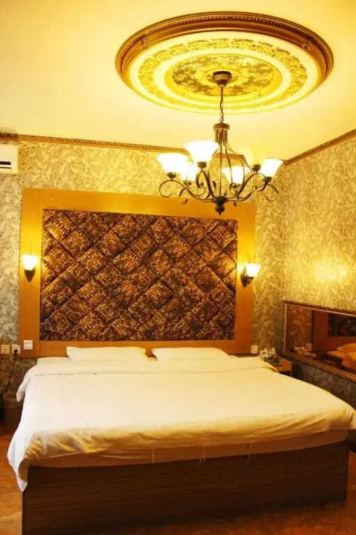 Yingkou Yadian Jiari Business Hotel