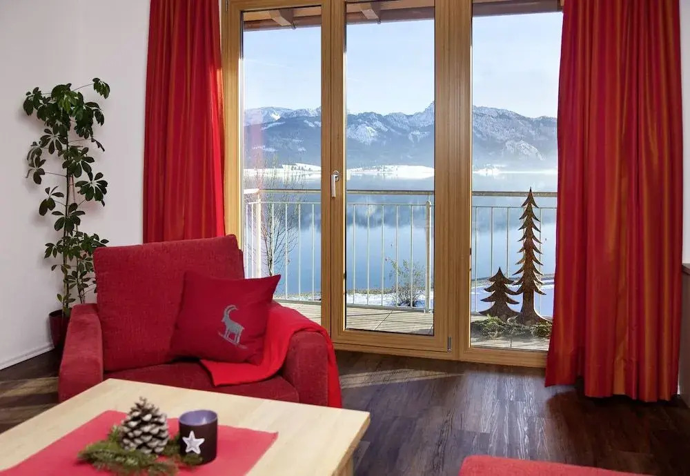 Seehotel und Appartements Schnöller