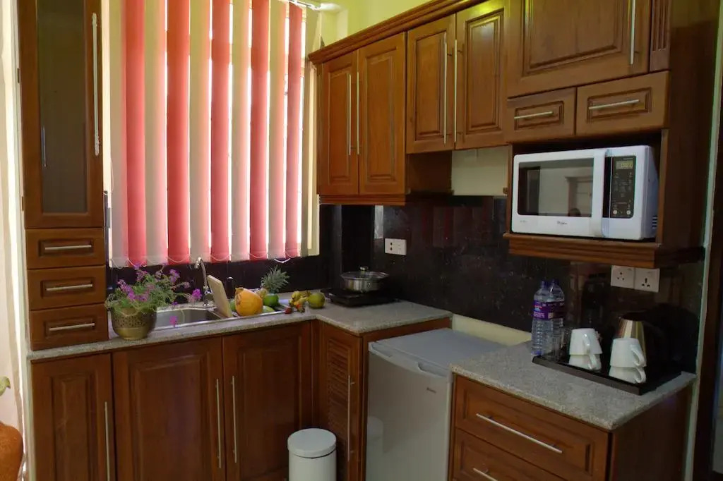 Lafala Hotel & Service Apartment