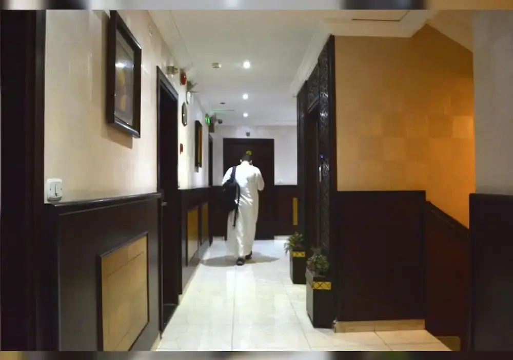Tobal Al Hamra Hotel Apartments