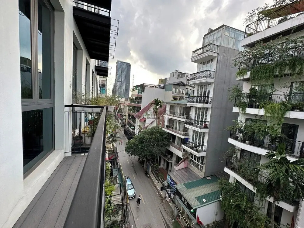 Westlake Emerald Suites