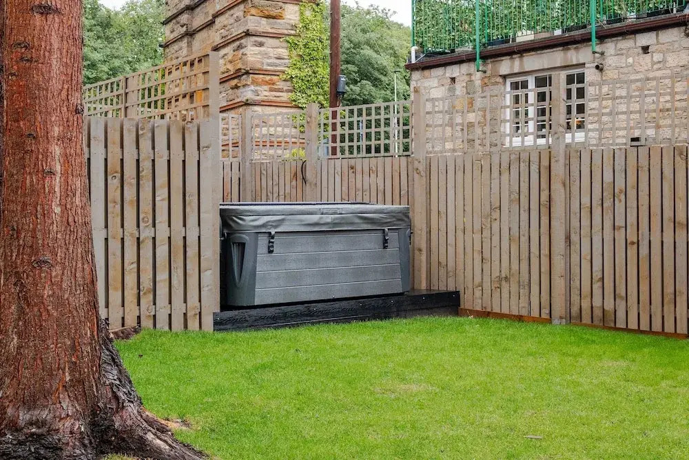 2 Bedroom Cottage-hot Tub-free Parking