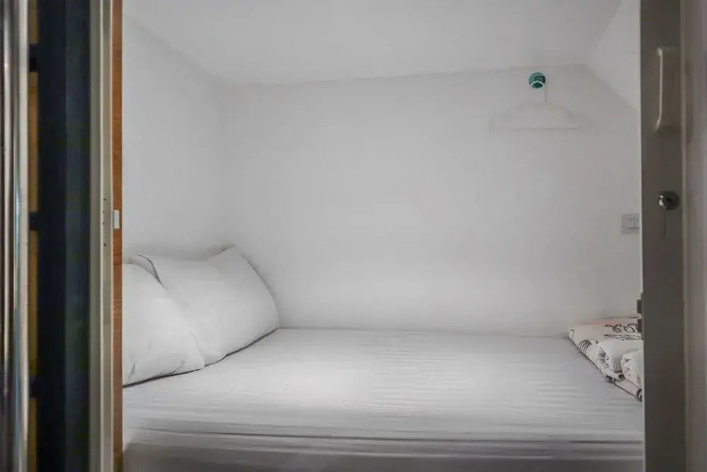 Sleepbox Hostel Suratthani
