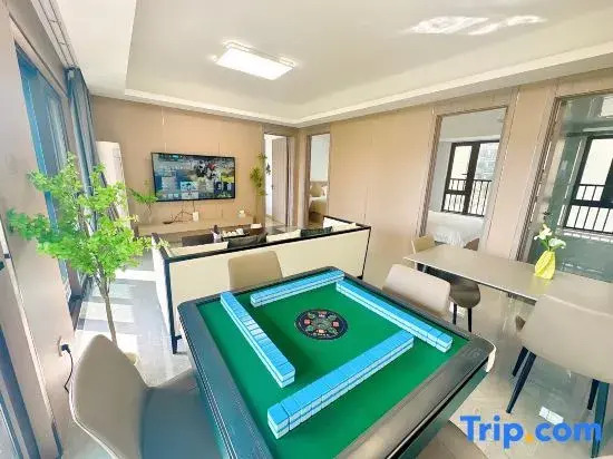 Jihe Executive Apartment (Zhuhai North Railway Station)