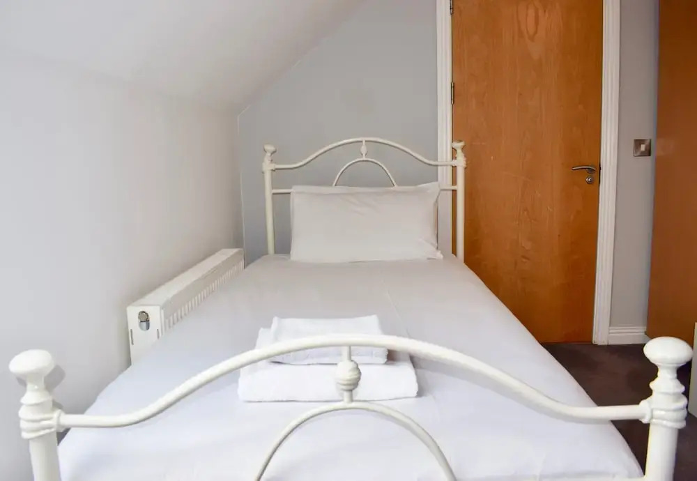 Stylish 3 Bedroom Portobello Townhouse