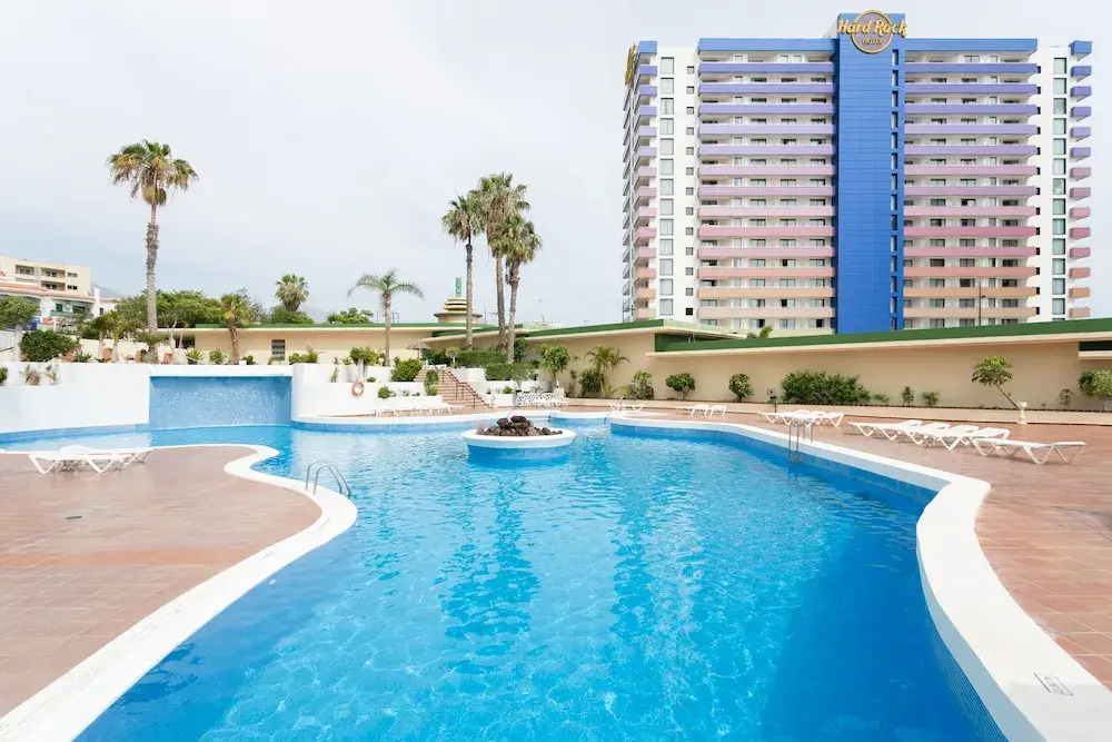909 Panoramic Studio, Ocean View